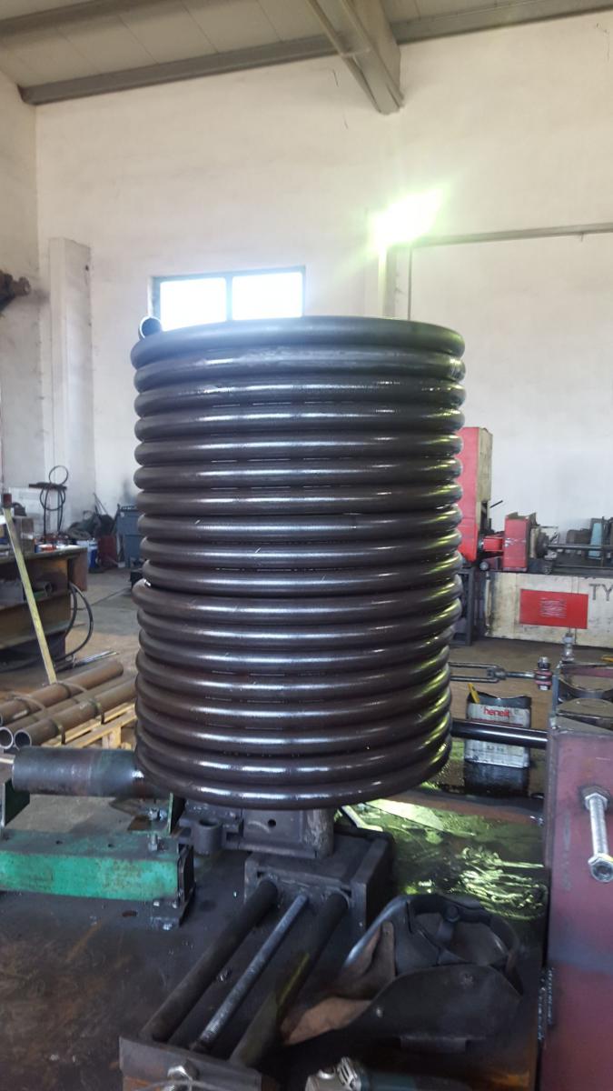 Egyedi csőhajlítás épületgépészetben -Helyszűke, szerelés és nyomvonal-optimalizálás